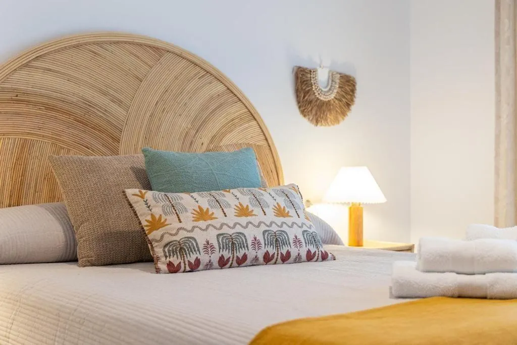 c85f7e8d-3624-4863-bf56-fa803a7b09fc