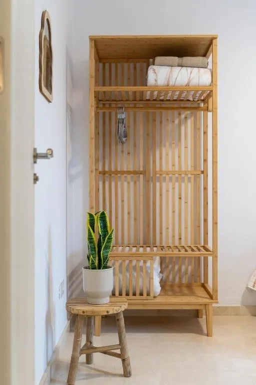 e09b6c21-32c7-423c-9d0b-74da5a17d2f4