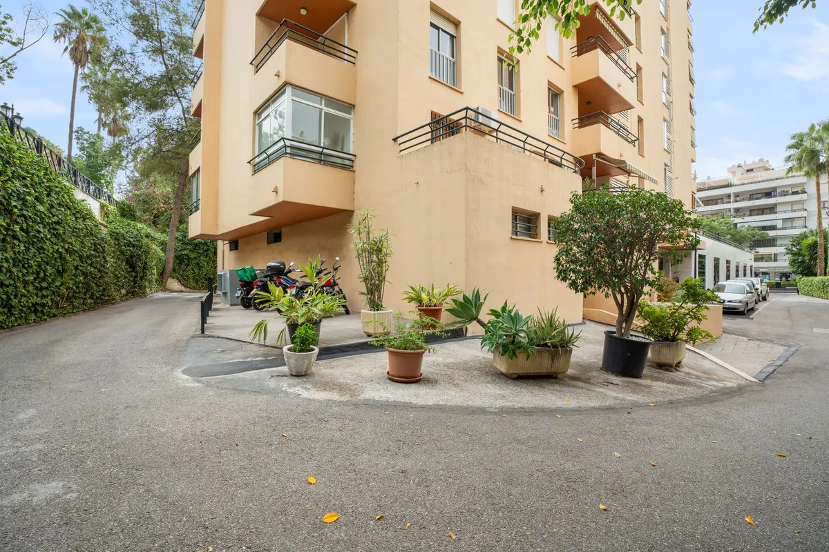 7c118089-0aee-4151-917c-767af9d28ee4