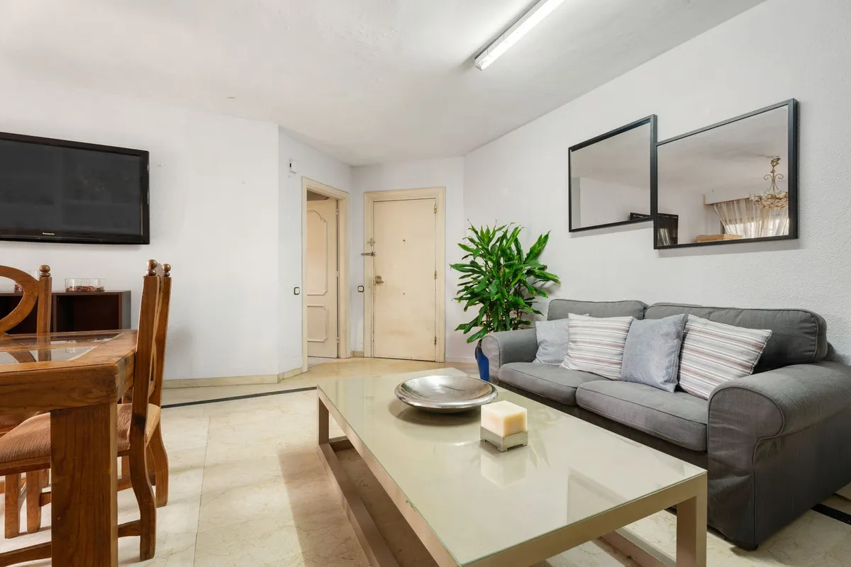 c76e74e1-5c2e-45e7-b916-f3fd44f60266