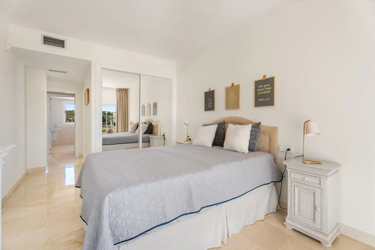 3302804c-1f5e-4de9-9777-5732b40b1b6b