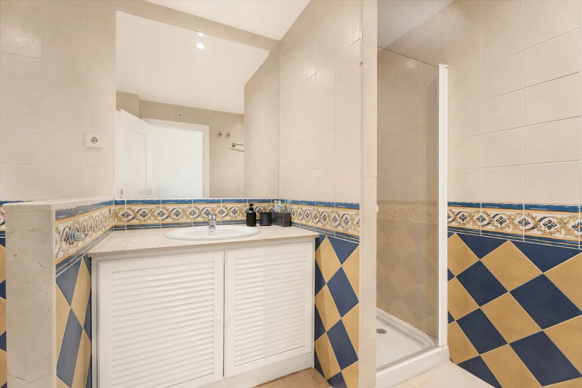 50e308ec-9490-4b3a-bd2f-7e41899a8478