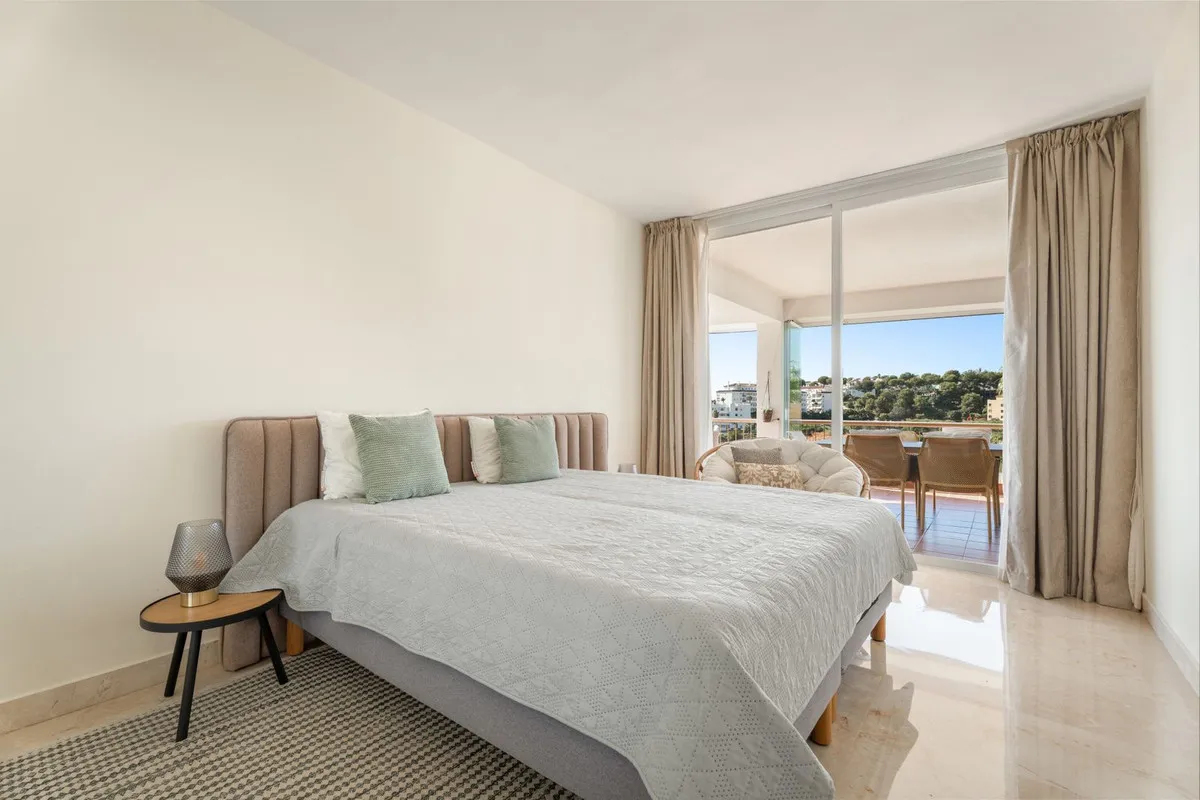 84f0986d-06da-41dd-ae79-2a54bb882e16