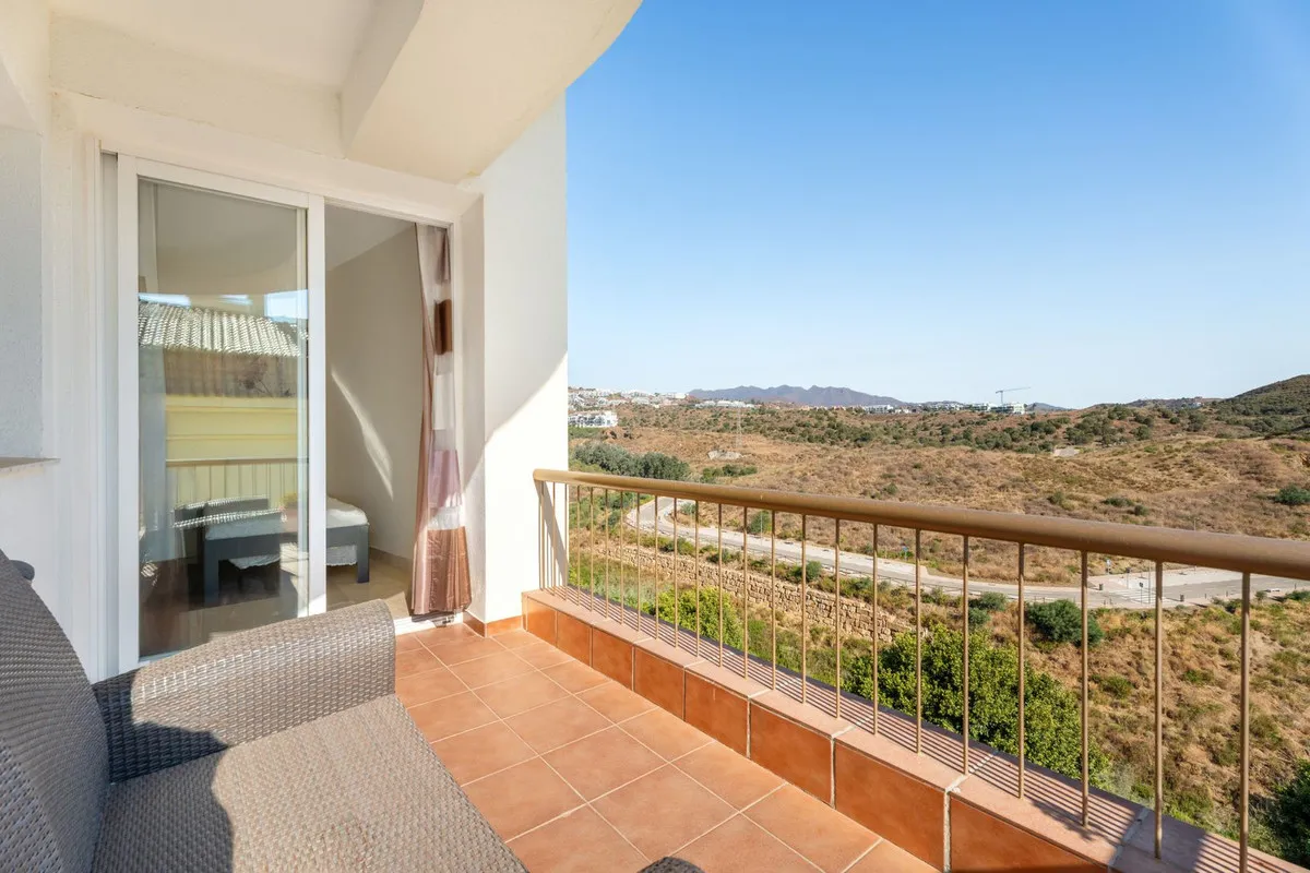 94c26efb-27b2-4896-9761-f5f776172433