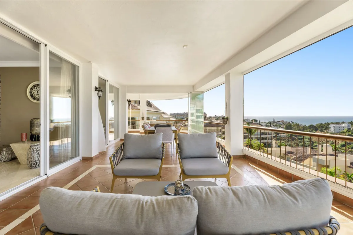 a61076c3-d535-42ff-8199-cc88c7c240c9