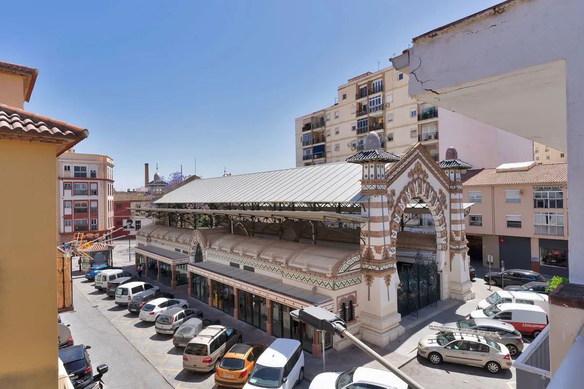 01eb9a17-8866-43af-b622-16dc7e3801a0