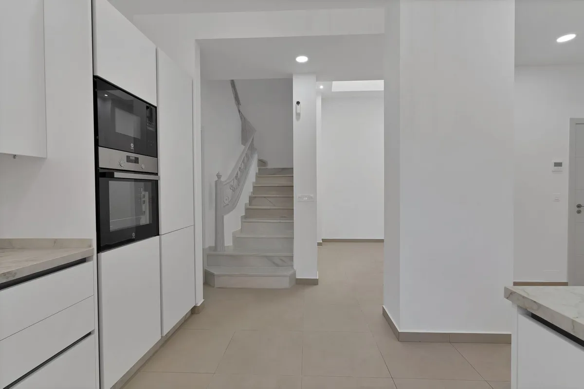 c68a5ebd-1dfb-4bd8-9127-3e184b1d3da7