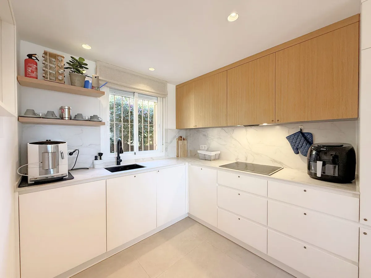 01e4292e-28cb-48d1-81b6-f9e9b959b508