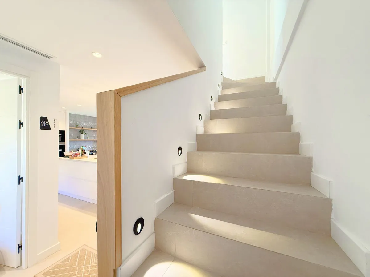 6153768e-9fa4-4fb2-8d5b-43cd45225b5a