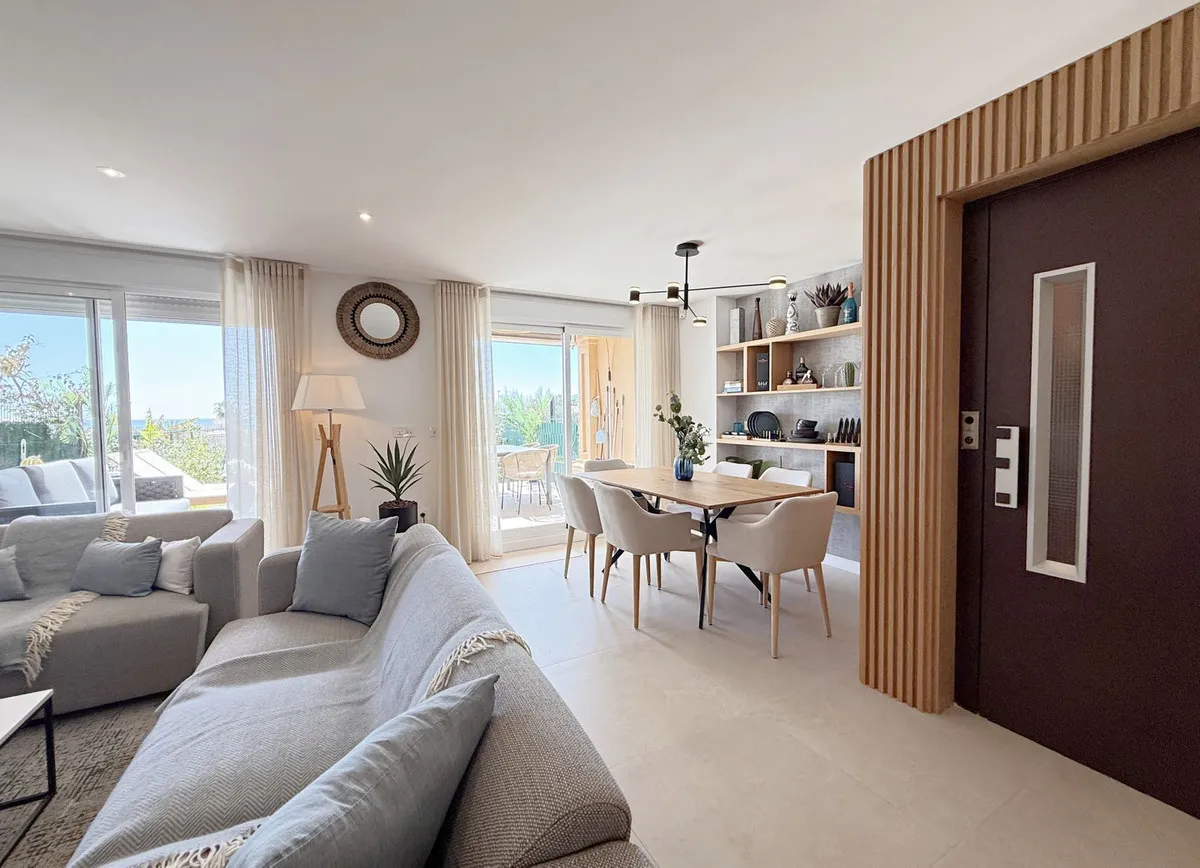 c5a8aeea-5373-4d93-948a-243a5b757bef