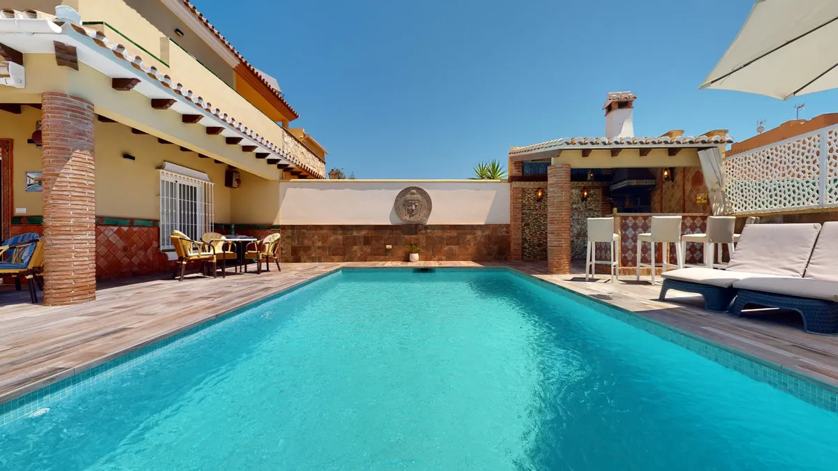 33f22ced-d4c3-4b68-98ea-08a096709b1b