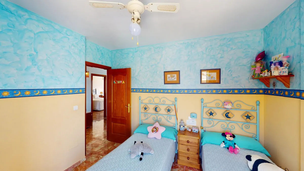 6da8a49f-c6a8-40aa-90ed-b53131cda645