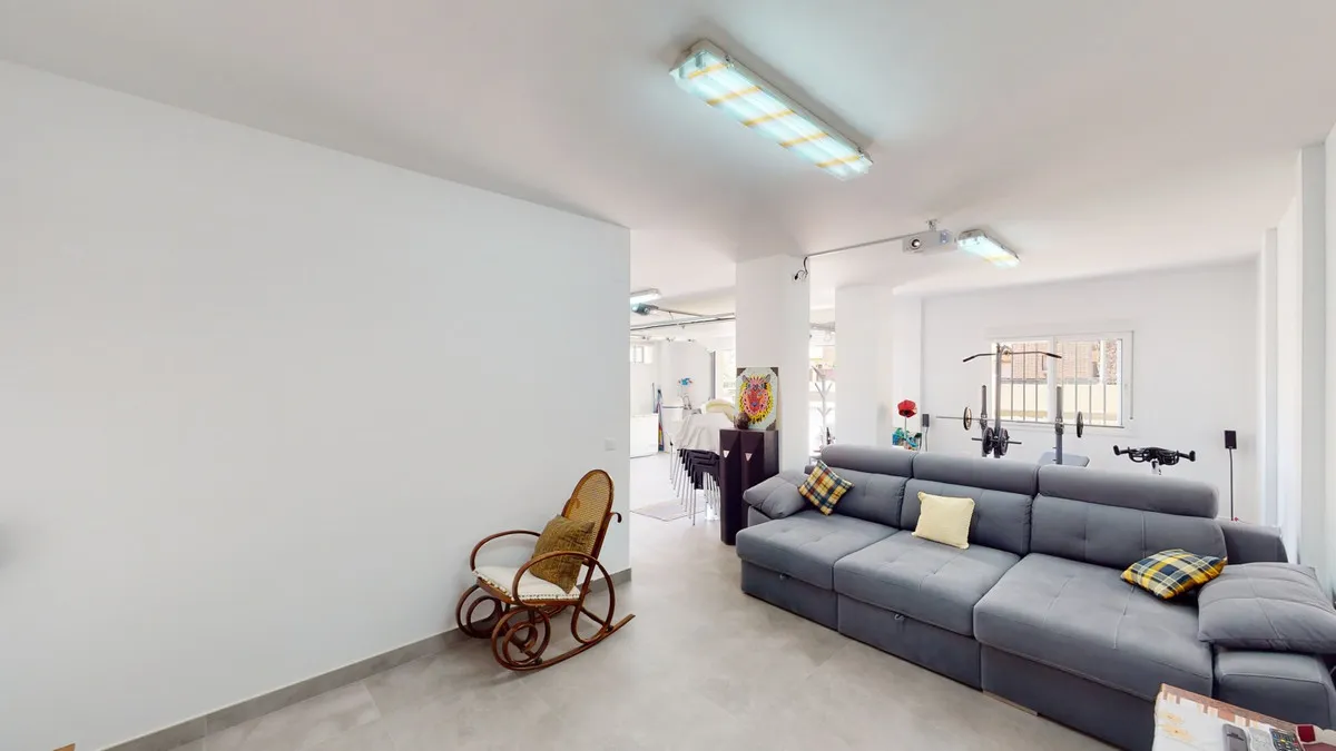 6e118199-db5b-4868-87d4-e90041481a69