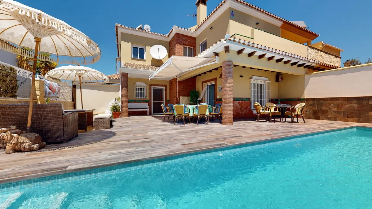 db8b8710-8388-4112-ba16-11c98a1c67f3