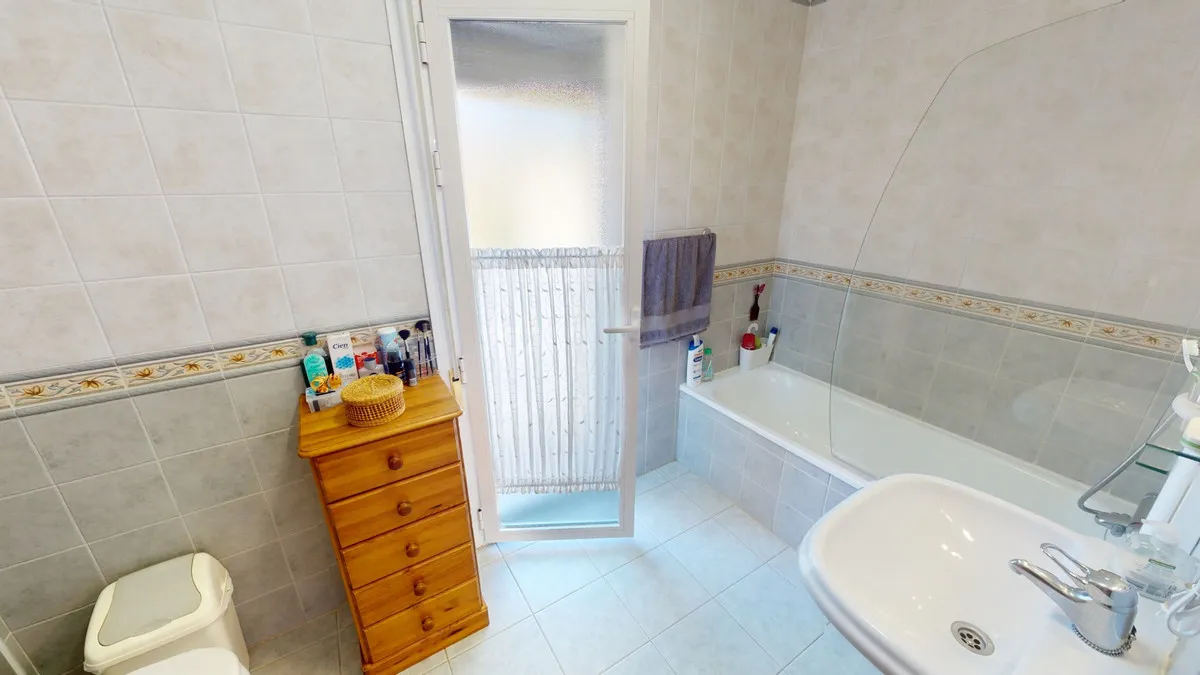 ebd6dec4-b120-4681-a7e3-15141c83d1b6