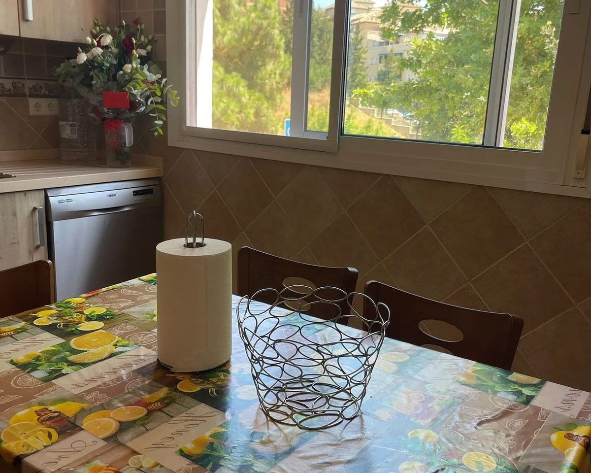 0063eae5-56ca-488e-9691-8859cbf16426