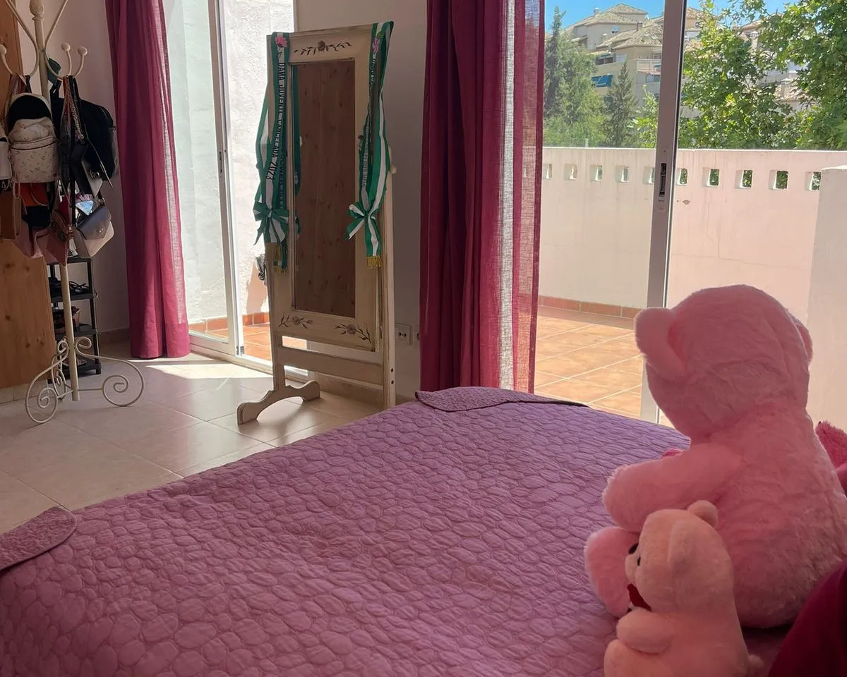 9f4c17a8-1151-468c-bfe9-36035bee8a53