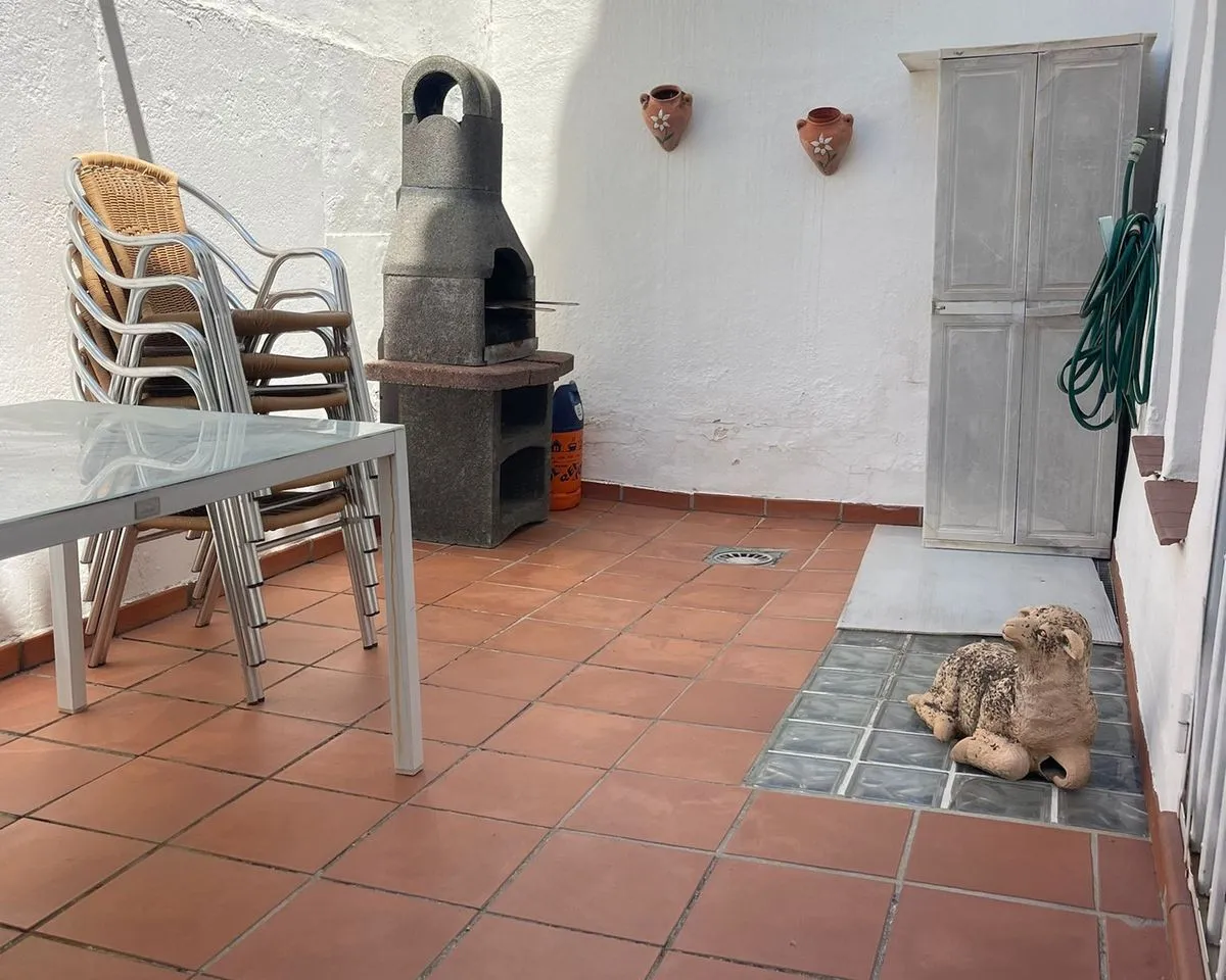 a762a9bf-222a-40c2-bc91-f9e8d779218b