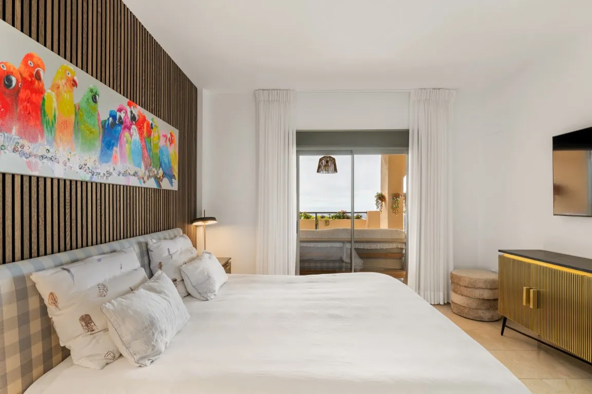 51827b3e-cd43-49c9-a357-49f495d12aab