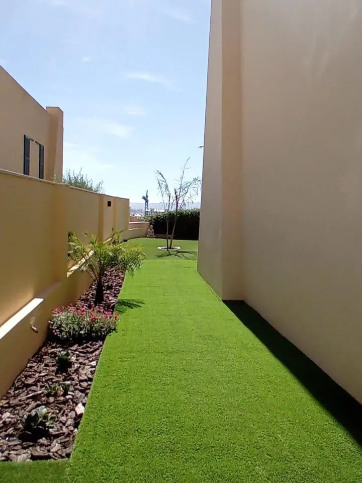 065c09cf-4080-473d-8440-3b2dc9e28143