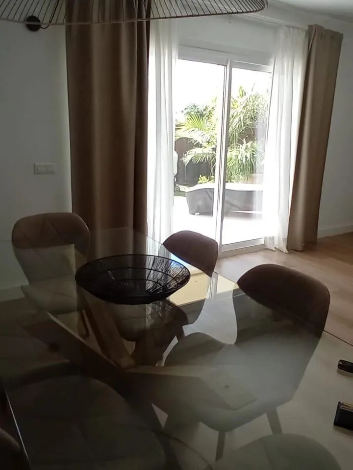 25f74120-e459-4e72-9186-cef1994f1bff