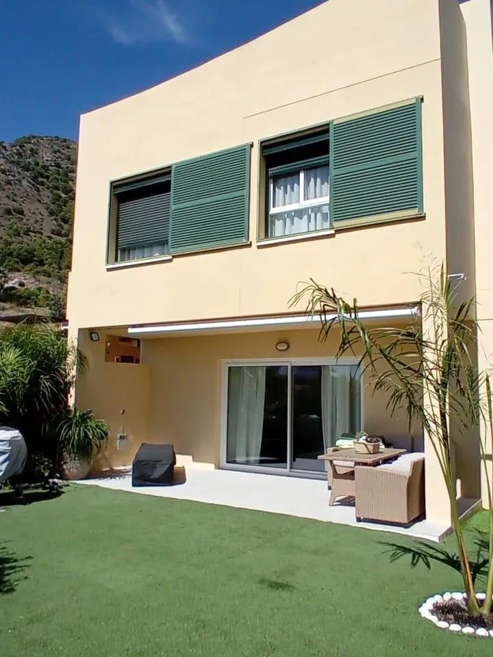 3852a627-42ec-40d5-b168-83c00b339c32