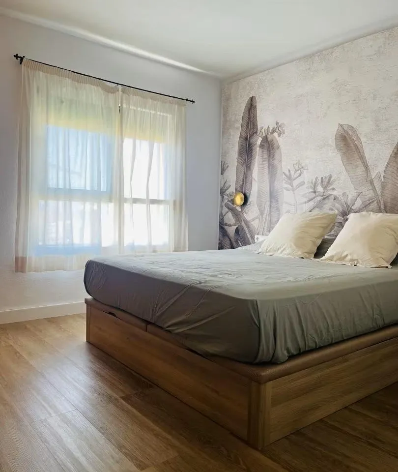 4301b660-54de-4229-8919-5786721bf3f5