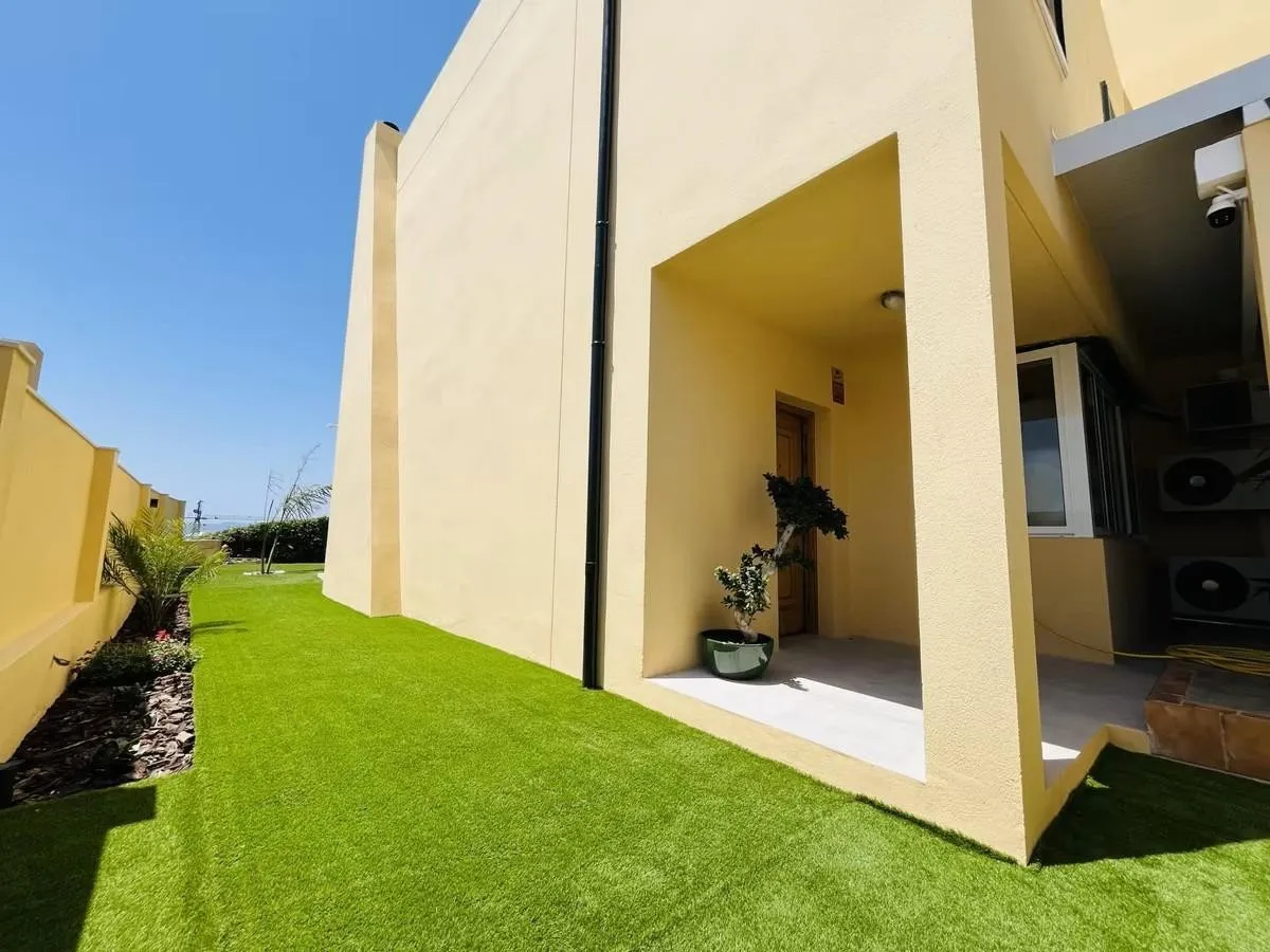 ab2bafa4-91b0-4294-b9bf-b22f2a97cbfa