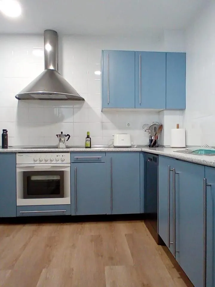 f02d974d-b813-450e-9419-4c1b39ddd8b2