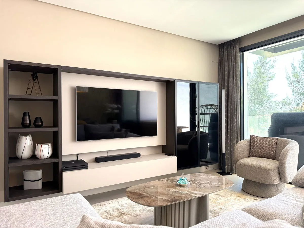 5764380f-c41f-4f55-a265-d22e01dbf4f3