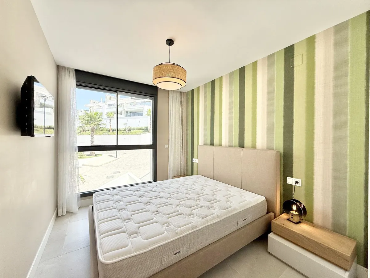 63dbf5d2-b26e-4bf7-977e-d01c14c2ece3