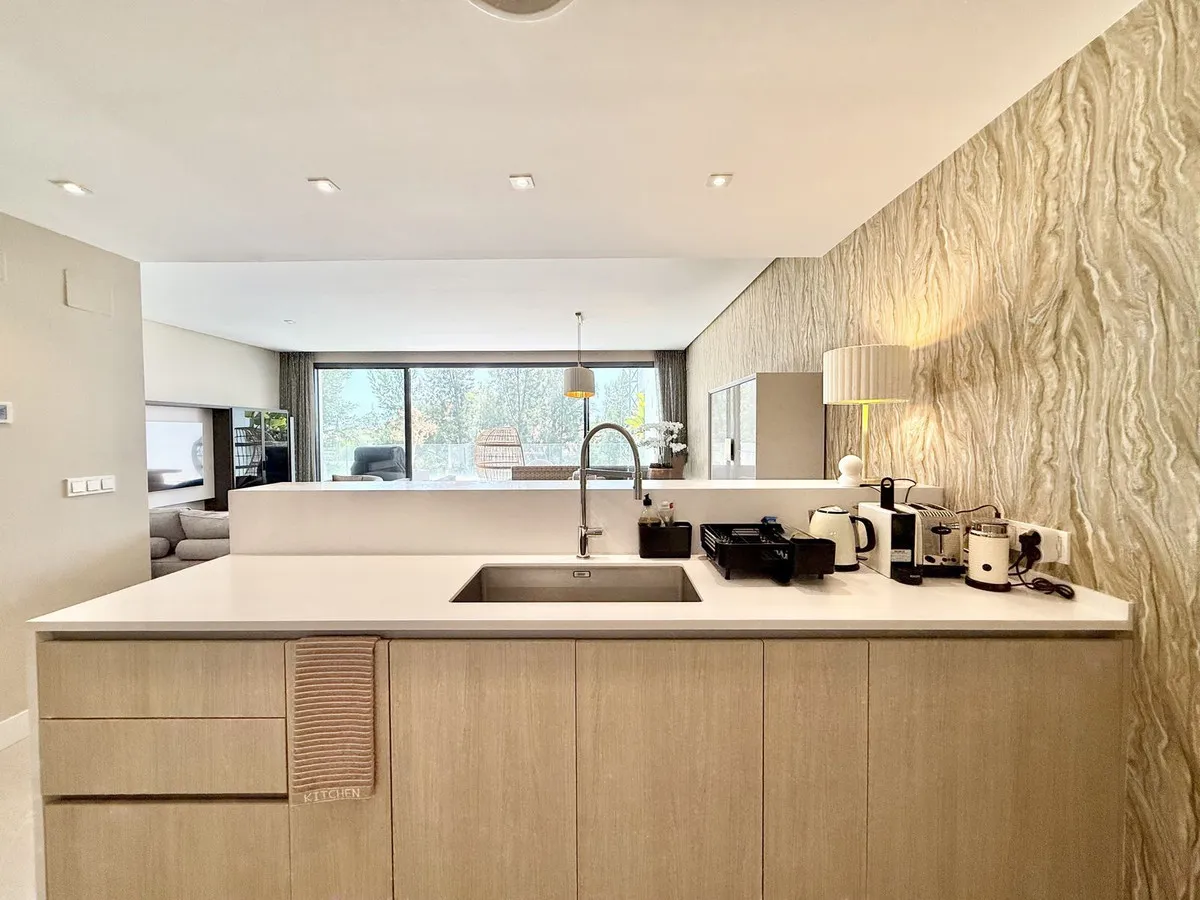 90dcdd60-4425-4364-b55e-2eaa4ea86e9e