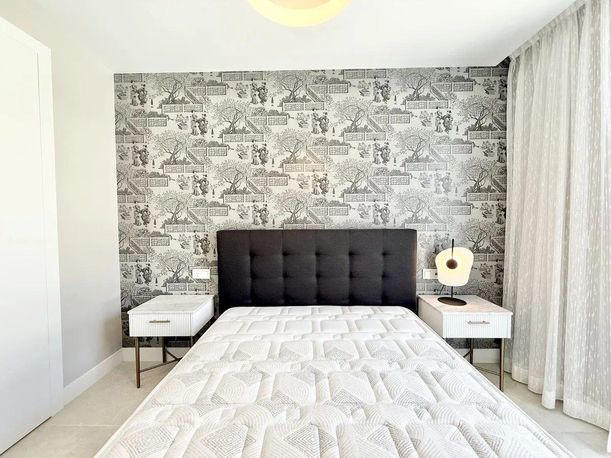 9b6bd794-b5f4-4a15-9511-584c5f10d330