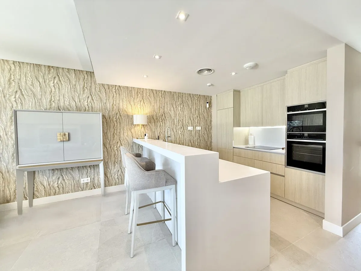 bb2a351b-7056-4819-baa6-2a1a45e4ebf4