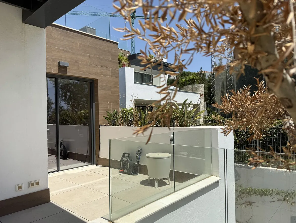 c89300fa-1904-468e-ba82-da0774e0dc1e