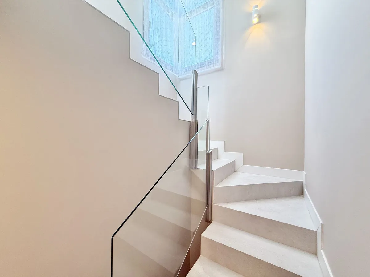 dcda8da9-0f2d-4879-8cd4-7e46c920d8e9