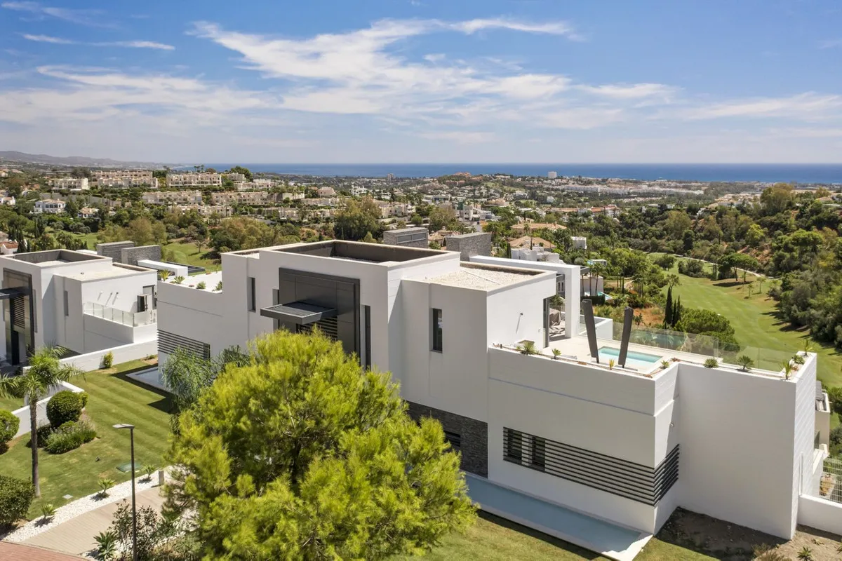 7701fa51-a772-4d7a-b5f0-daee297921e8