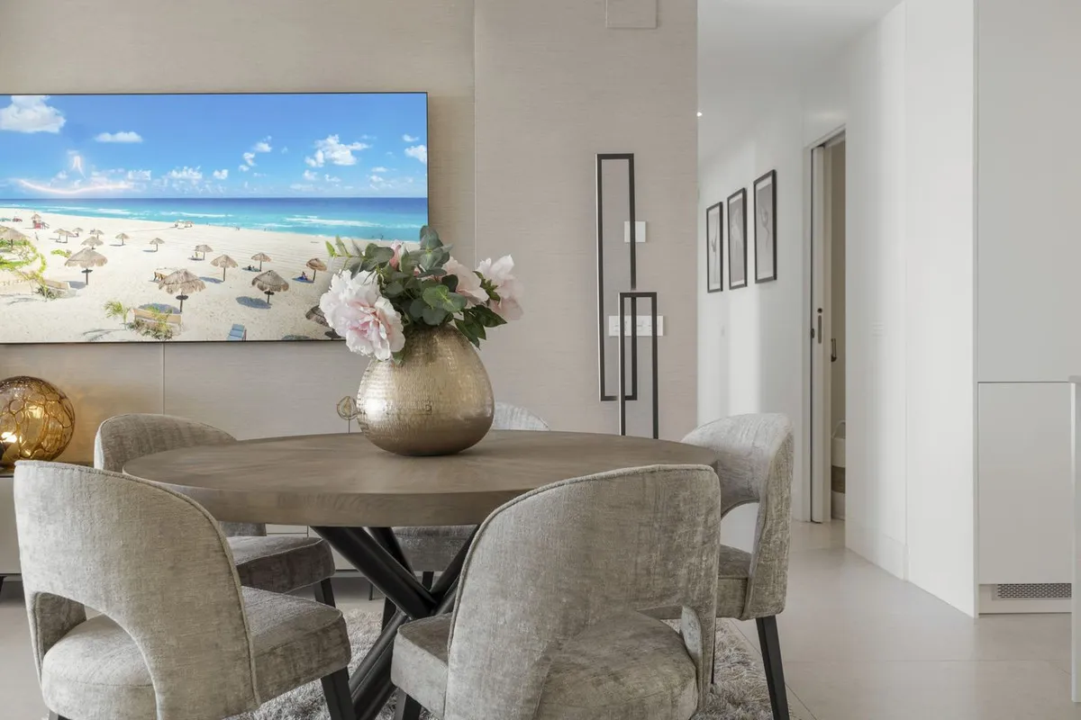 c1a21c4c-1190-4872-9d54-45b2c26e1833