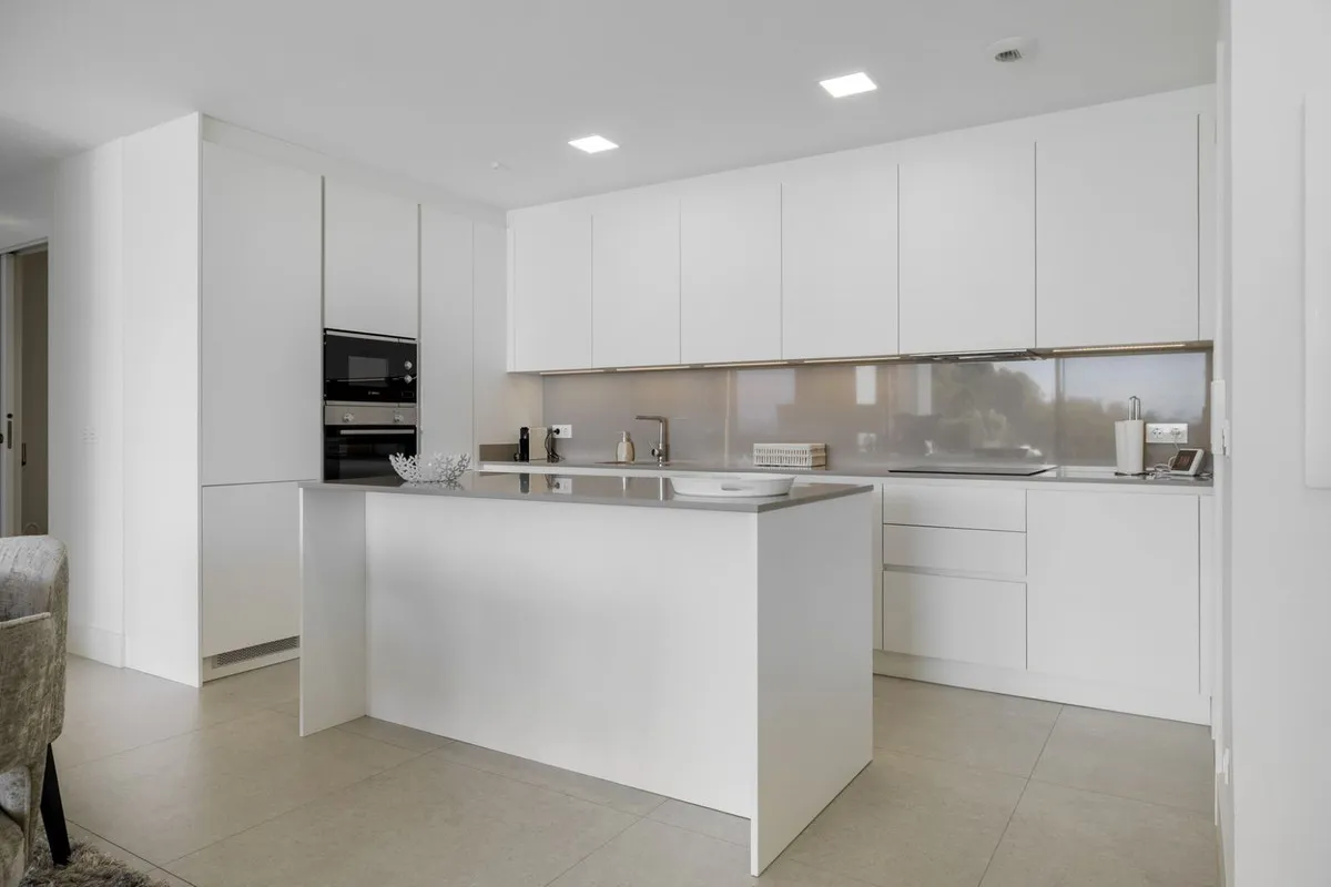 ce35b689-3568-4e2a-ac35-de7c1d1e6c37