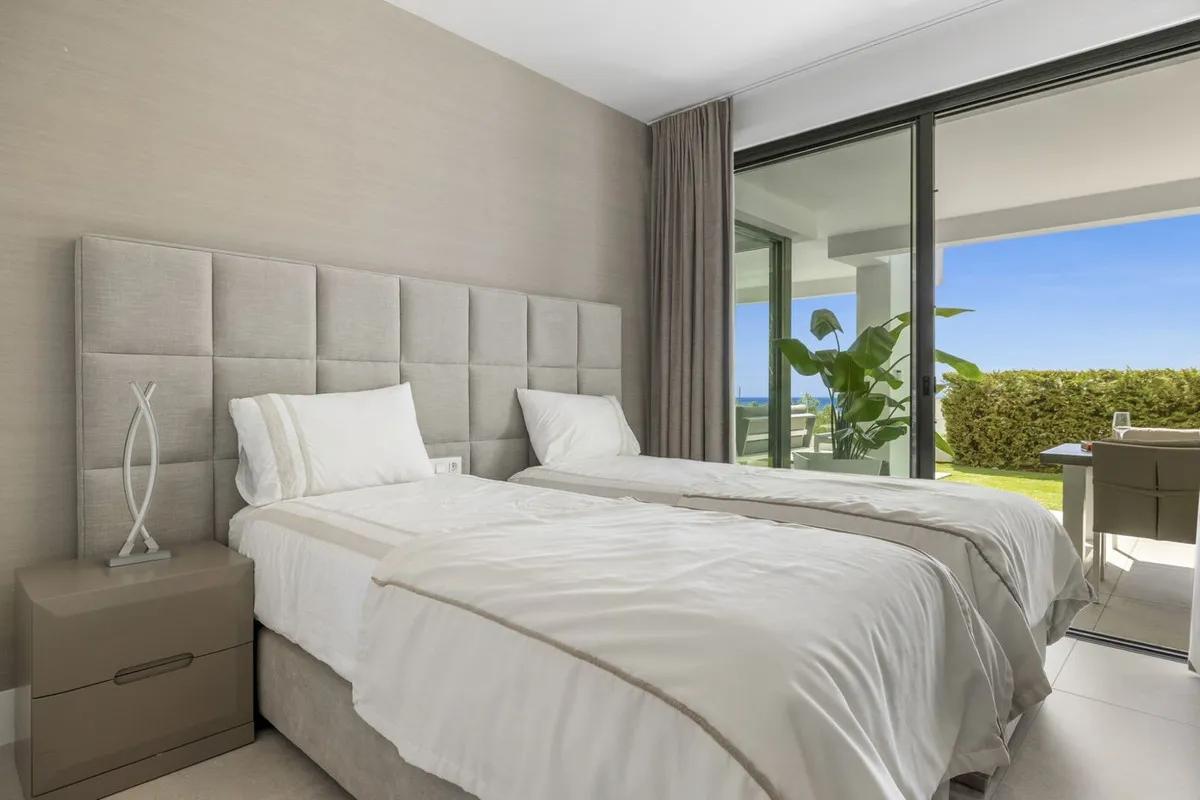 e6d7a9f0-7fd4-4a6a-b6d8-17677730fe2e