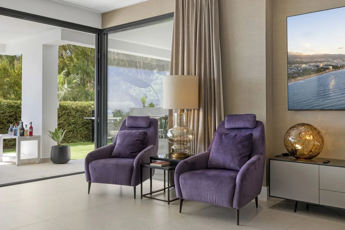 e755ad37-ab6c-48c4-99cb-e4ad55c58aad