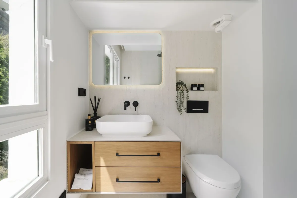 f7ec5781-1418-4266-9677-adb2efdb6072