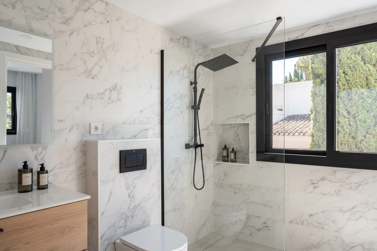 627ee3a5-0653-475e-a1c3-e92d3cd0c9d8