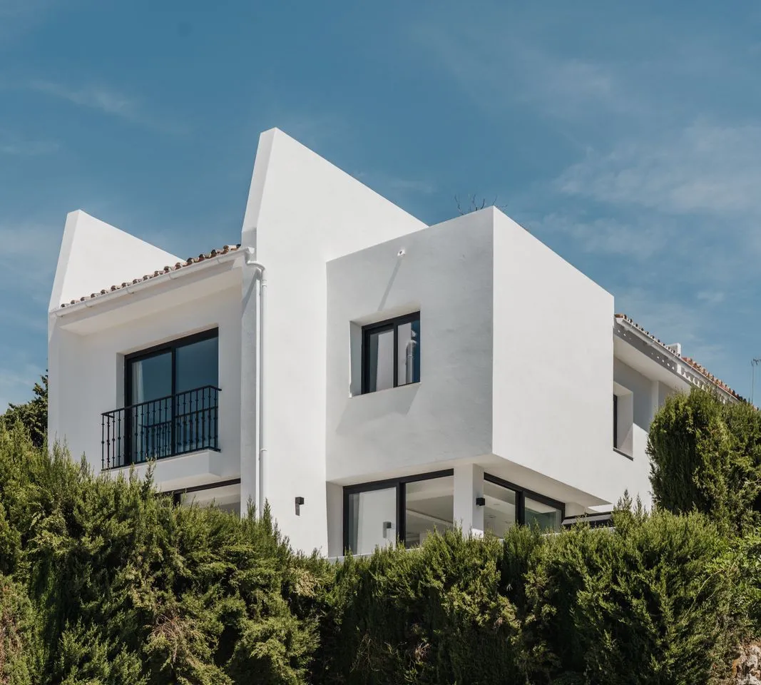 966e8cc7-c8ec-4902-9be6-9ca2f20392ae