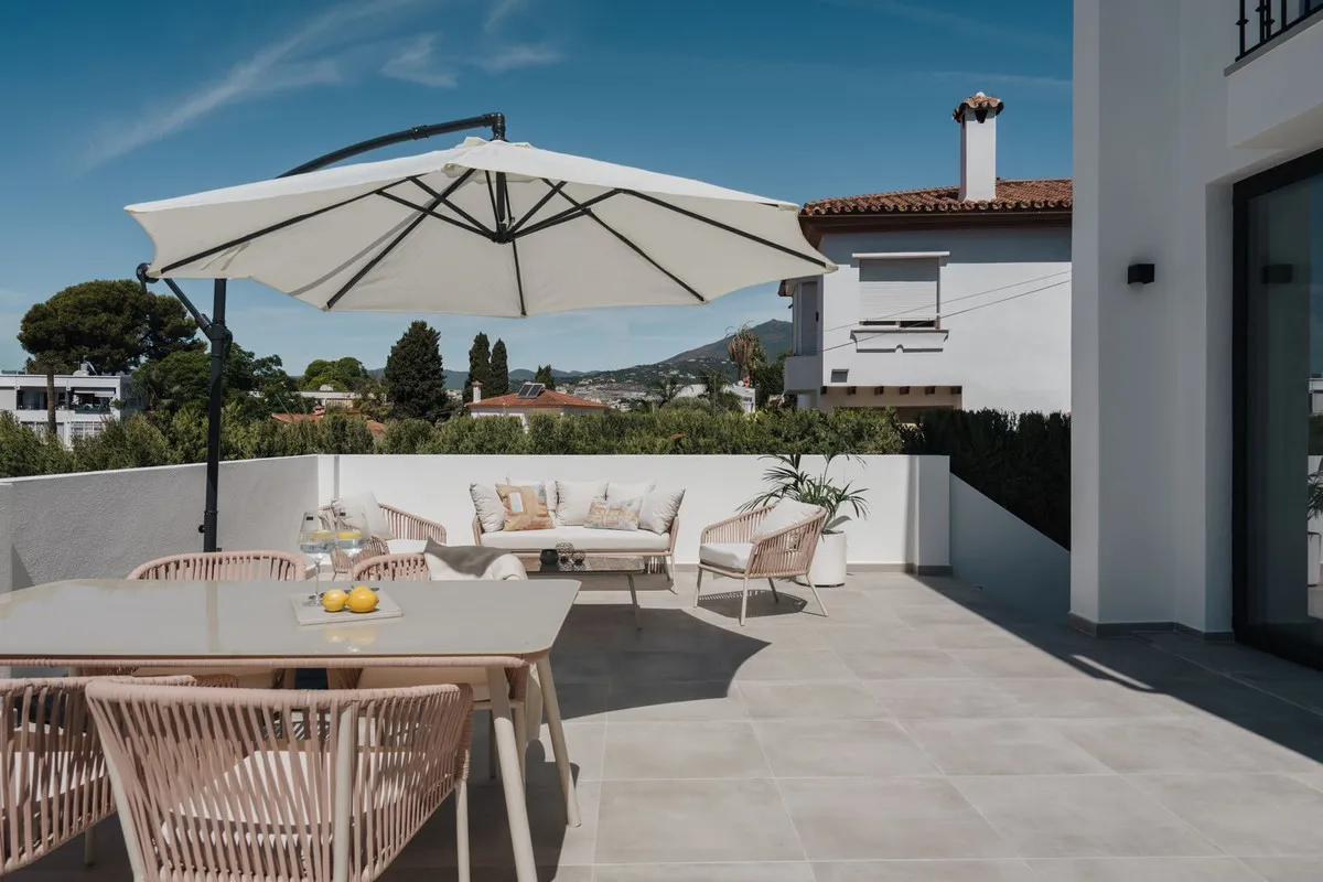 e27d2f2e-1228-4fa5-b8b7-6f203f8d8d36