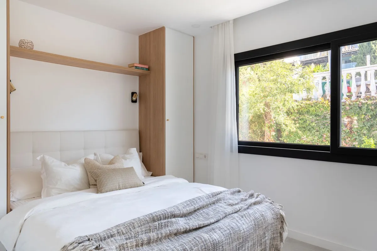 f6de2985-9a66-4017-ac31-de44b2ccd5a4