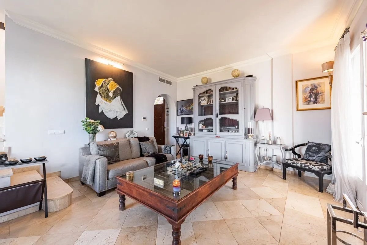 08a438b3-e2ec-4424-9c20-8ebb5da75a27