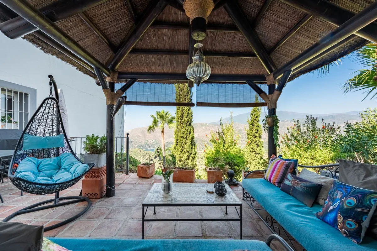 236e1480-98e2-4dab-9b7c-6922166fb739