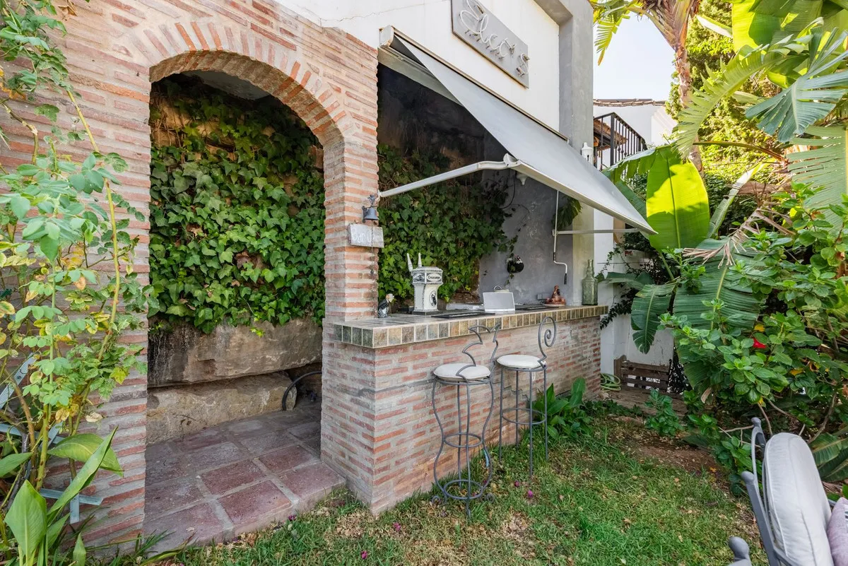 42df6210-a3e1-4861-a81a-f401840304d4