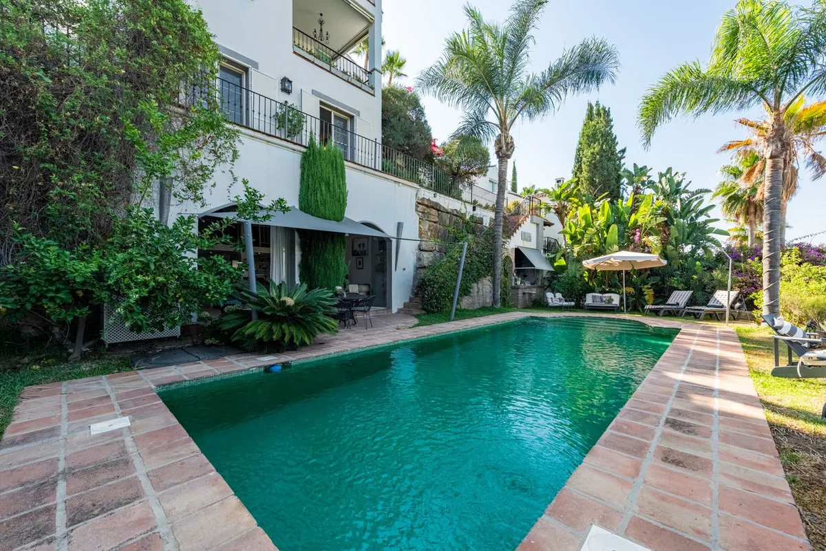 a05bf2eb-0d55-4e67-be4a-6ed3ee216e02